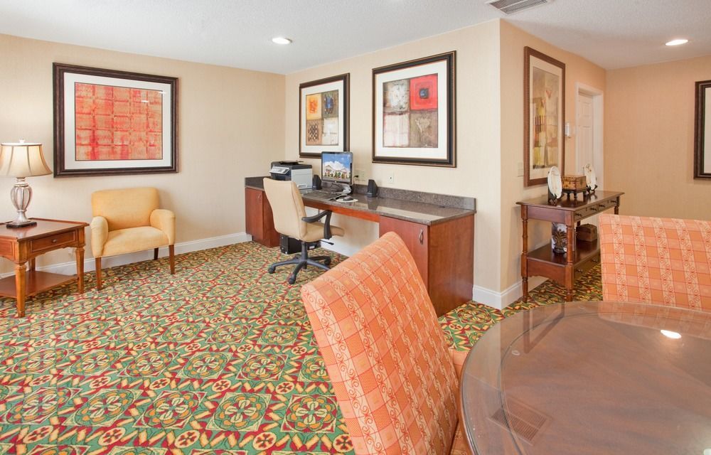 Vivo Living Charlotte Hotel ภายนอก รูปภาพ