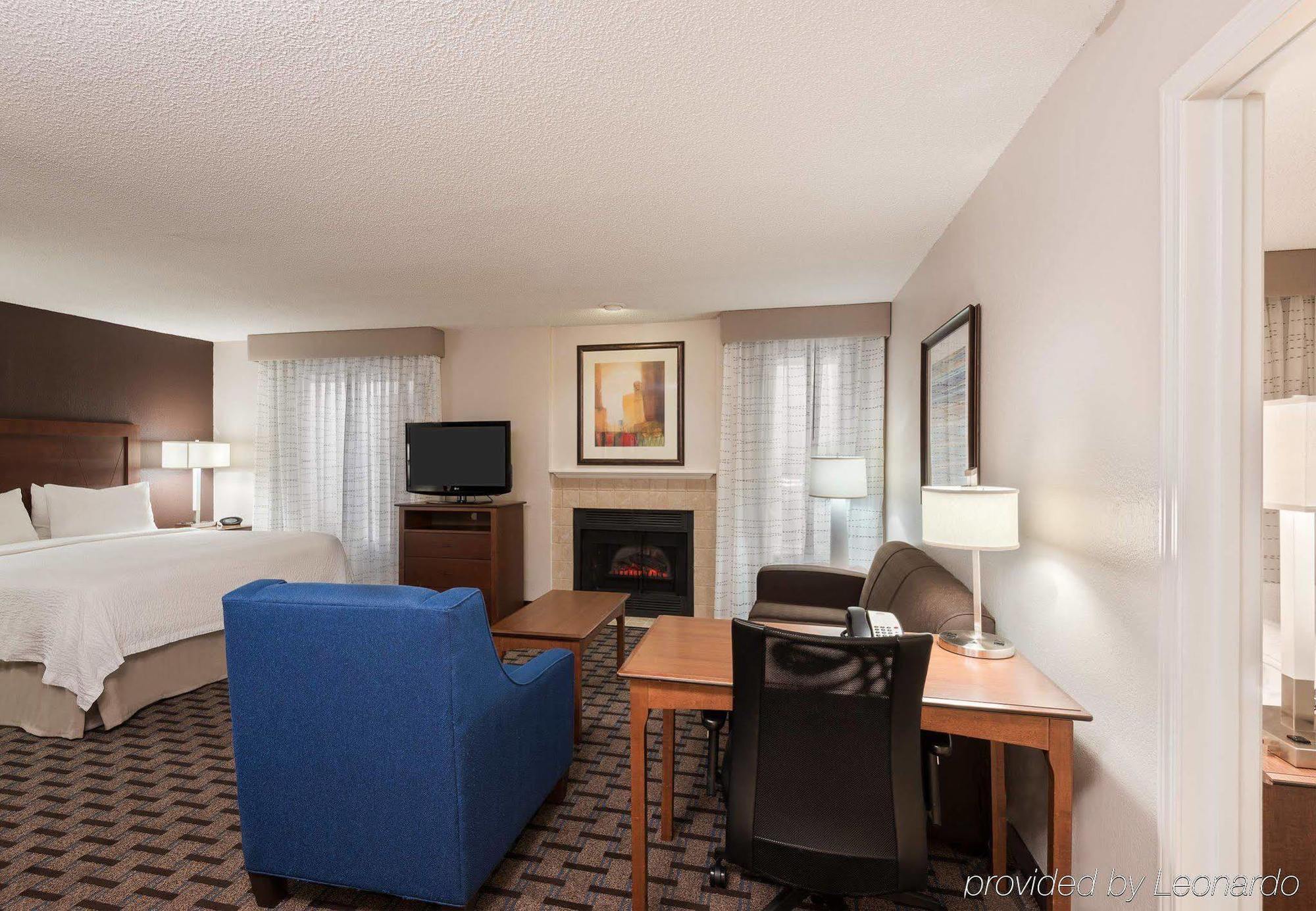 Vivo Living Charlotte Hotel ภายนอก รูปภาพ